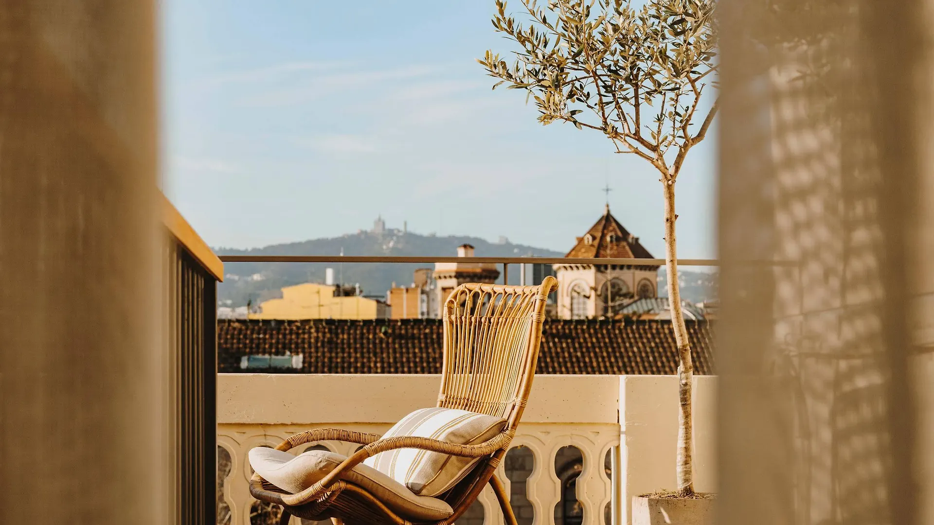 **  Hotel Condestable Barcellona Spagna