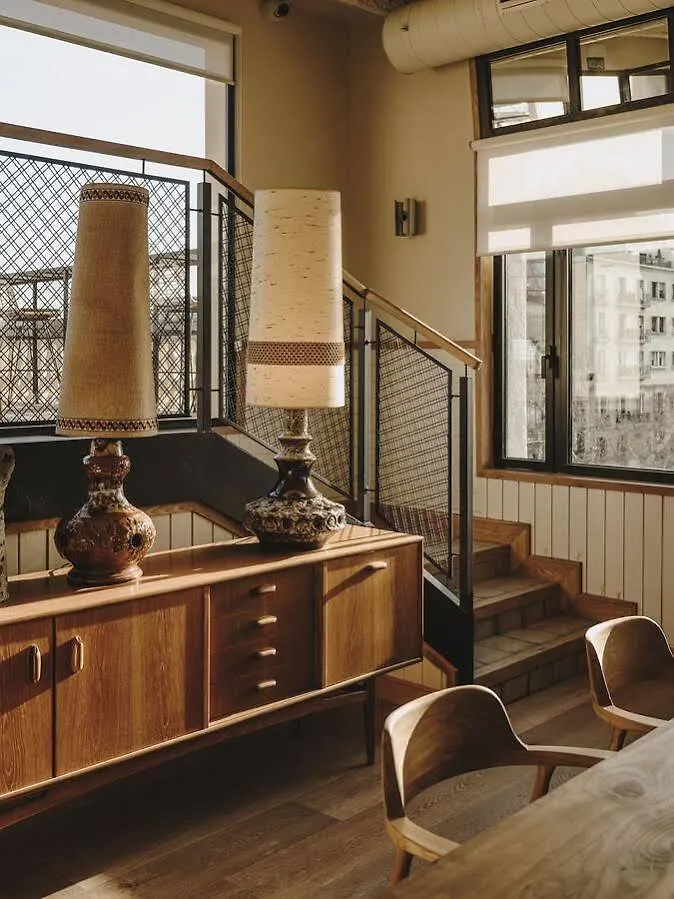 **  Hotel Condestable Barcellona Spagna