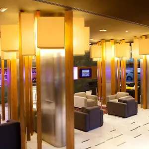 巴塞罗那雅典娜公寓式酒店 巴塞罗那